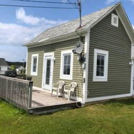 Willa Experience Tranquility Cricket Field Offers Charming Retreat In Twillingatate Twillingate Zewnętrze zdjęcie